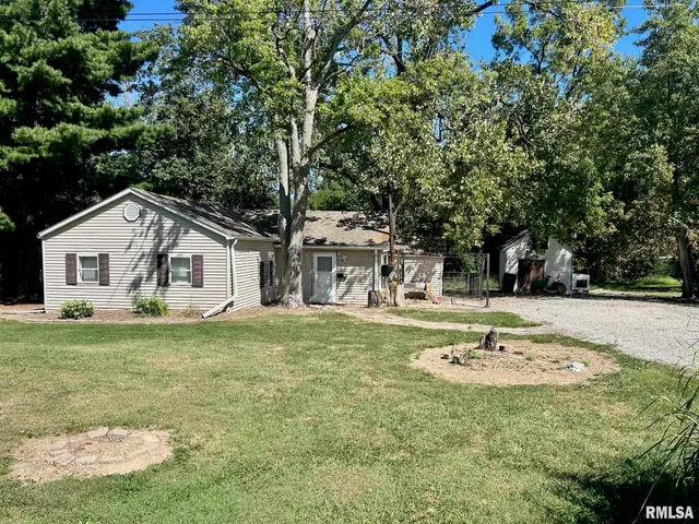 $39,900 | 3020 South Laura Street, Decatur, IL 62521