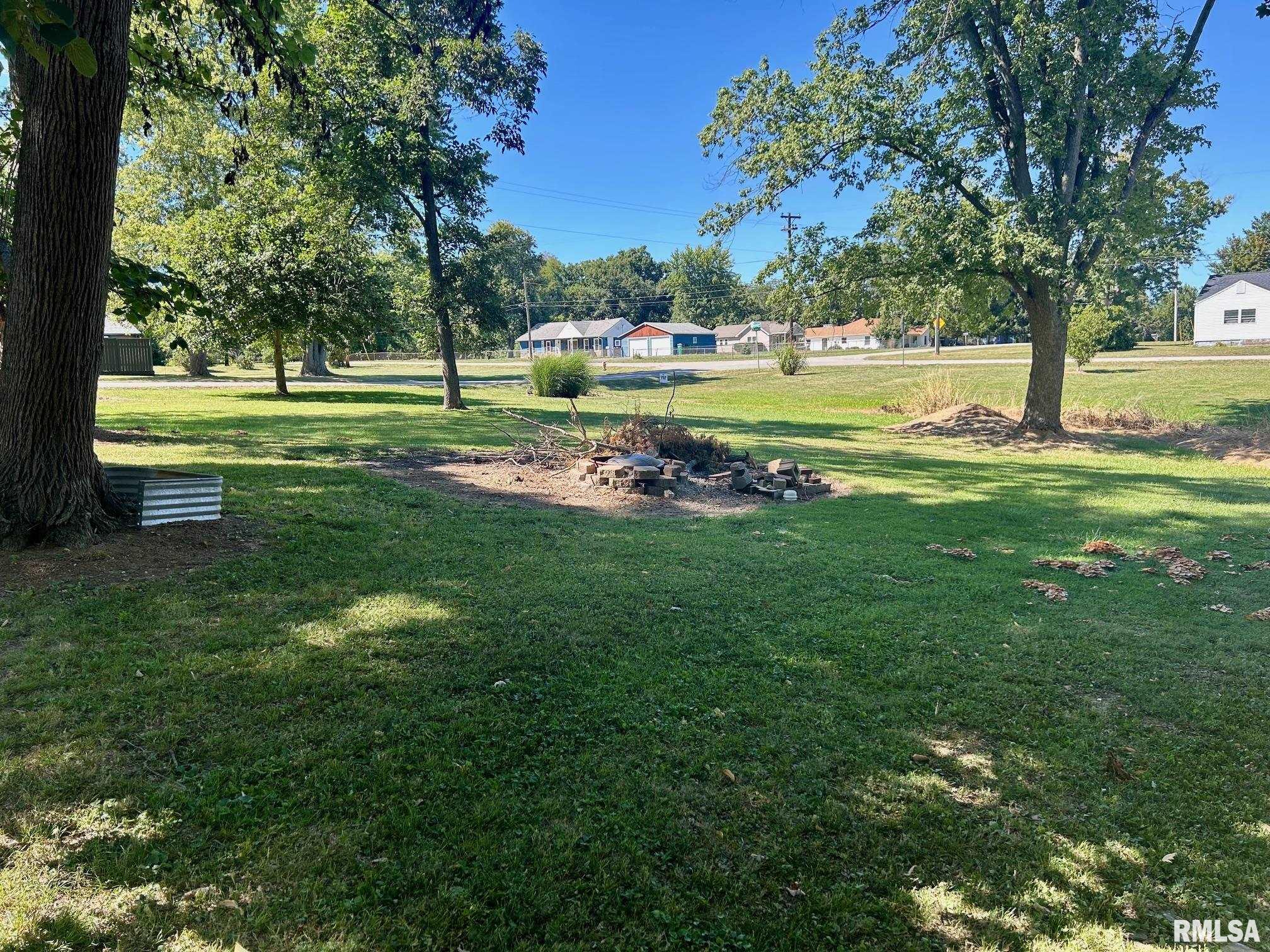 3020 South Laura Street Decatur, IL 62521 - Photo 13 of 16