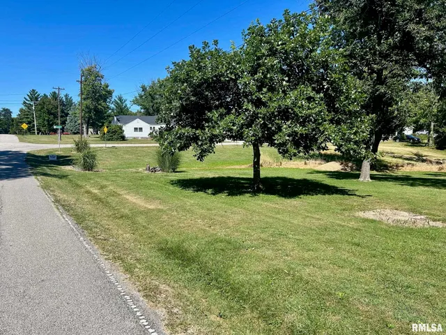 $39,900 | 3020 South Laura Street, Decatur, IL 62521