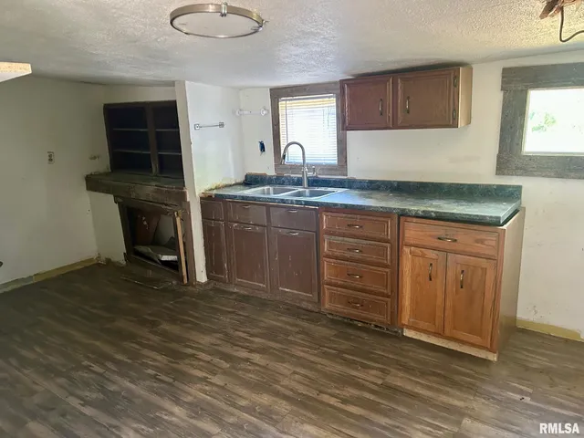 $39,900 | 3020 South Laura Street, Decatur, IL 62521