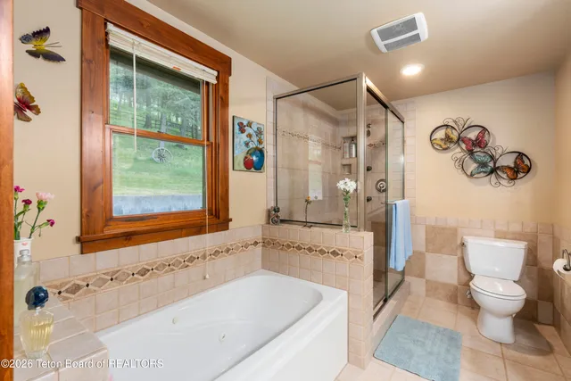 $2,495,000 | 210 Spruce Drive, Jackson, WY 83001