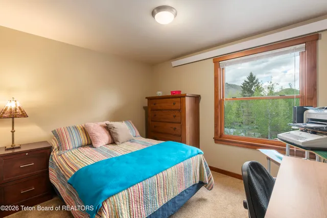 $2,495,000 | 210 Spruce Drive, Jackson, WY 83001