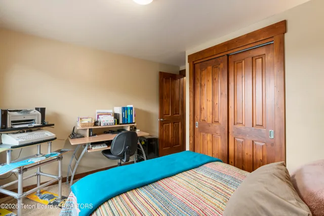 $2,495,000 | 210 Spruce Drive, Jackson, WY 83001