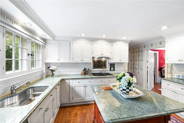 $769,000 | 5221 Leverett Lane, De Witt, NY 13066