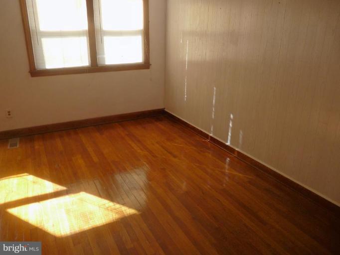 332 West Riverview Road Brooklyn, MD 21225 - Photo 5 of 8 Bedroom #1