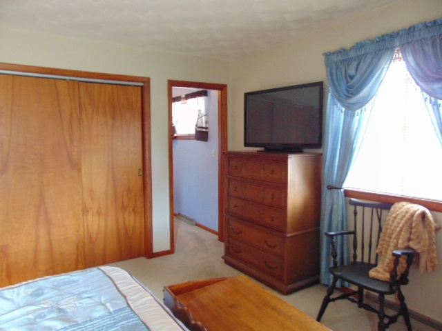 117 Surrey Road St. Louis, MI 48880 - Photo 20 of 37 1869303-19.JPG