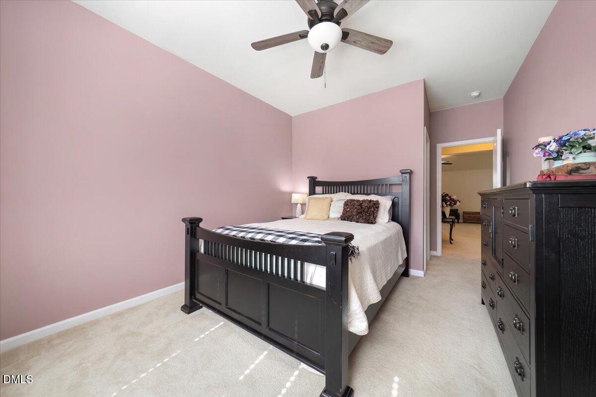 7328 Caversham Way Raleigh, NC 27617 - Photo 20 of 35 18-aINT_015