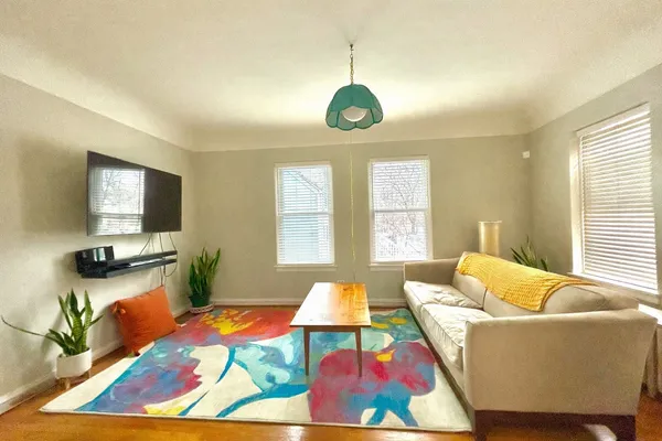 $339,500 | 3901 Custer Avenue, Lyons, IL 60534