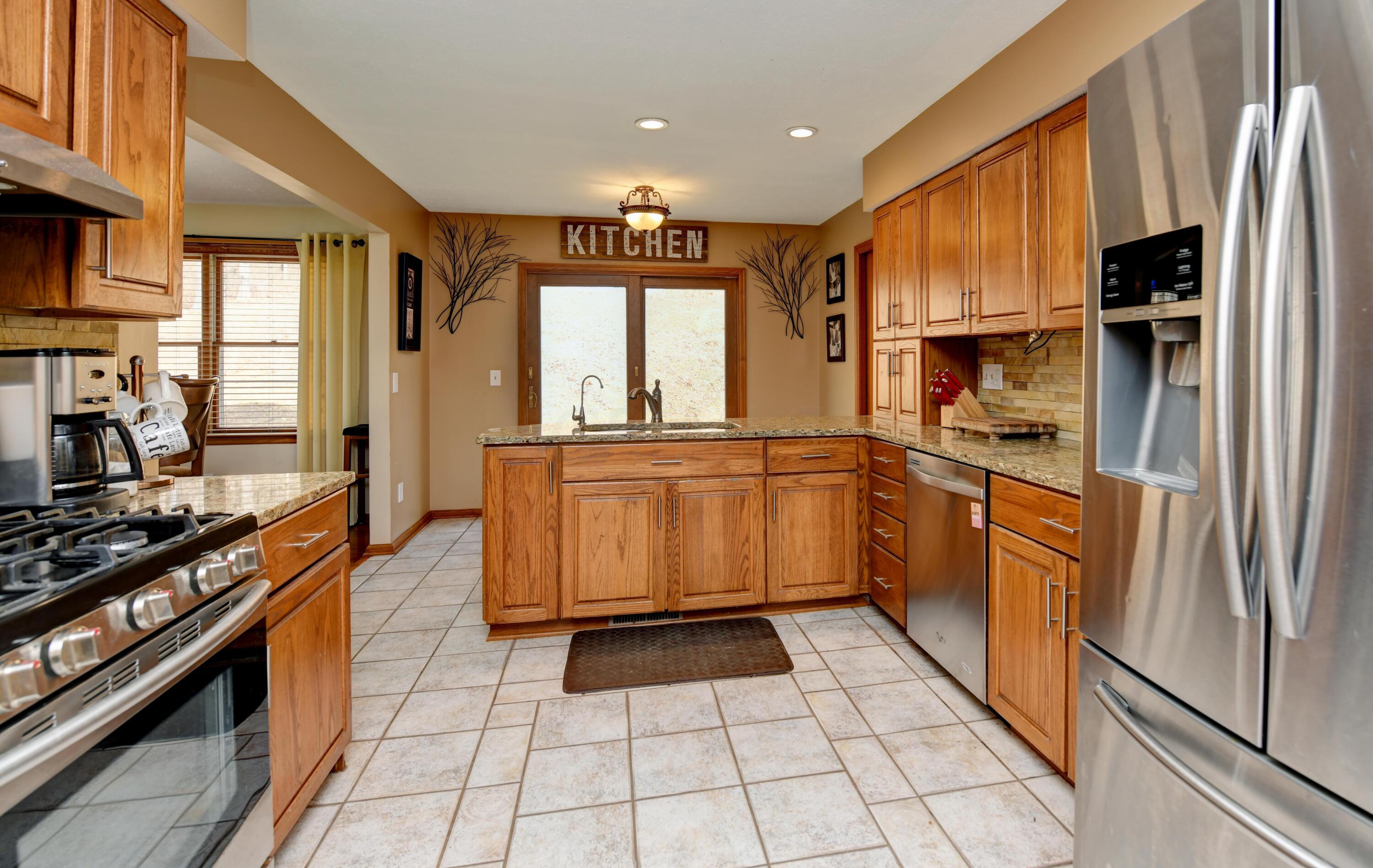 4557 Price Road Newark, OH 43055 - Photo 22 of 44 Kitchen (3)