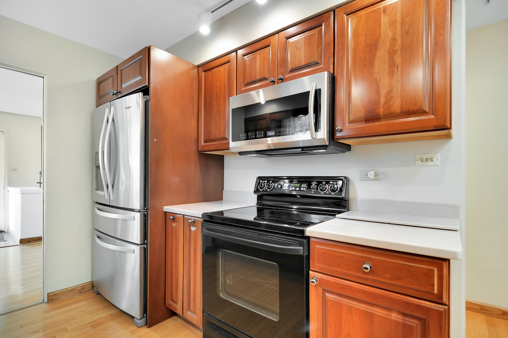 2444 Central Road Glenview, IL 60025 - Photo 3 of 16