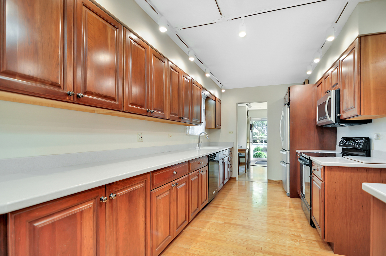 2444 Central Road Glenview, IL 60025 - Photo 4 of 16