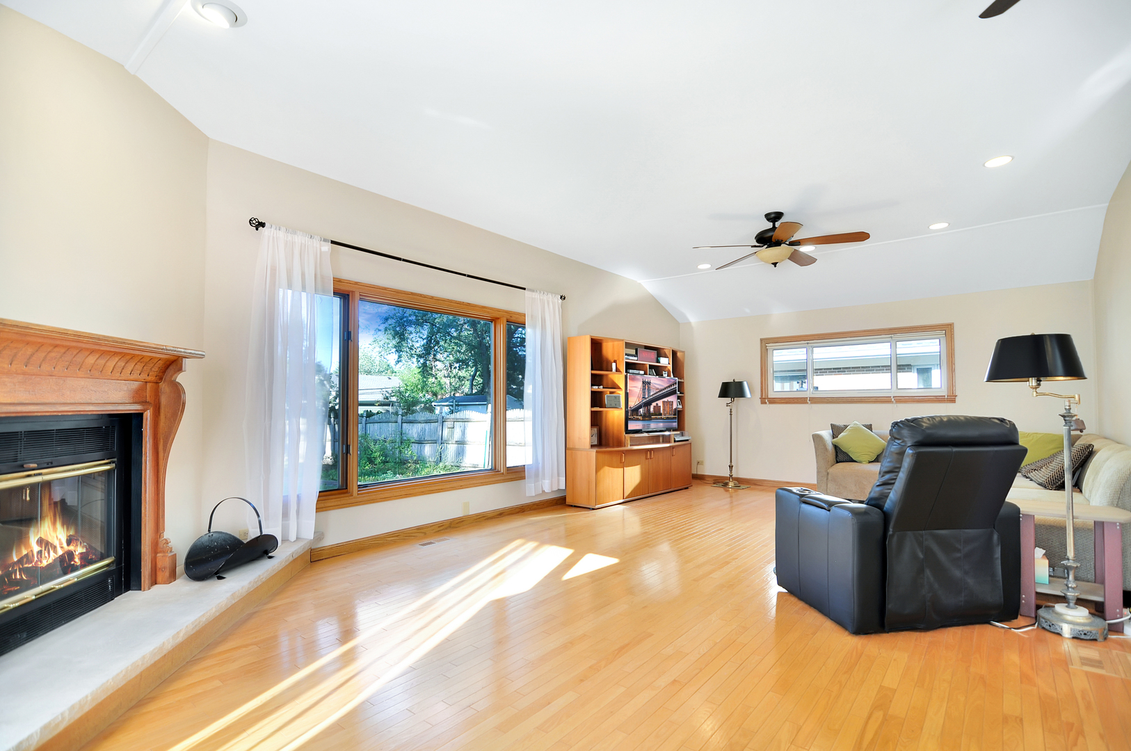 2444 Central Road Glenview, IL 60025 - Photo 6 of 16