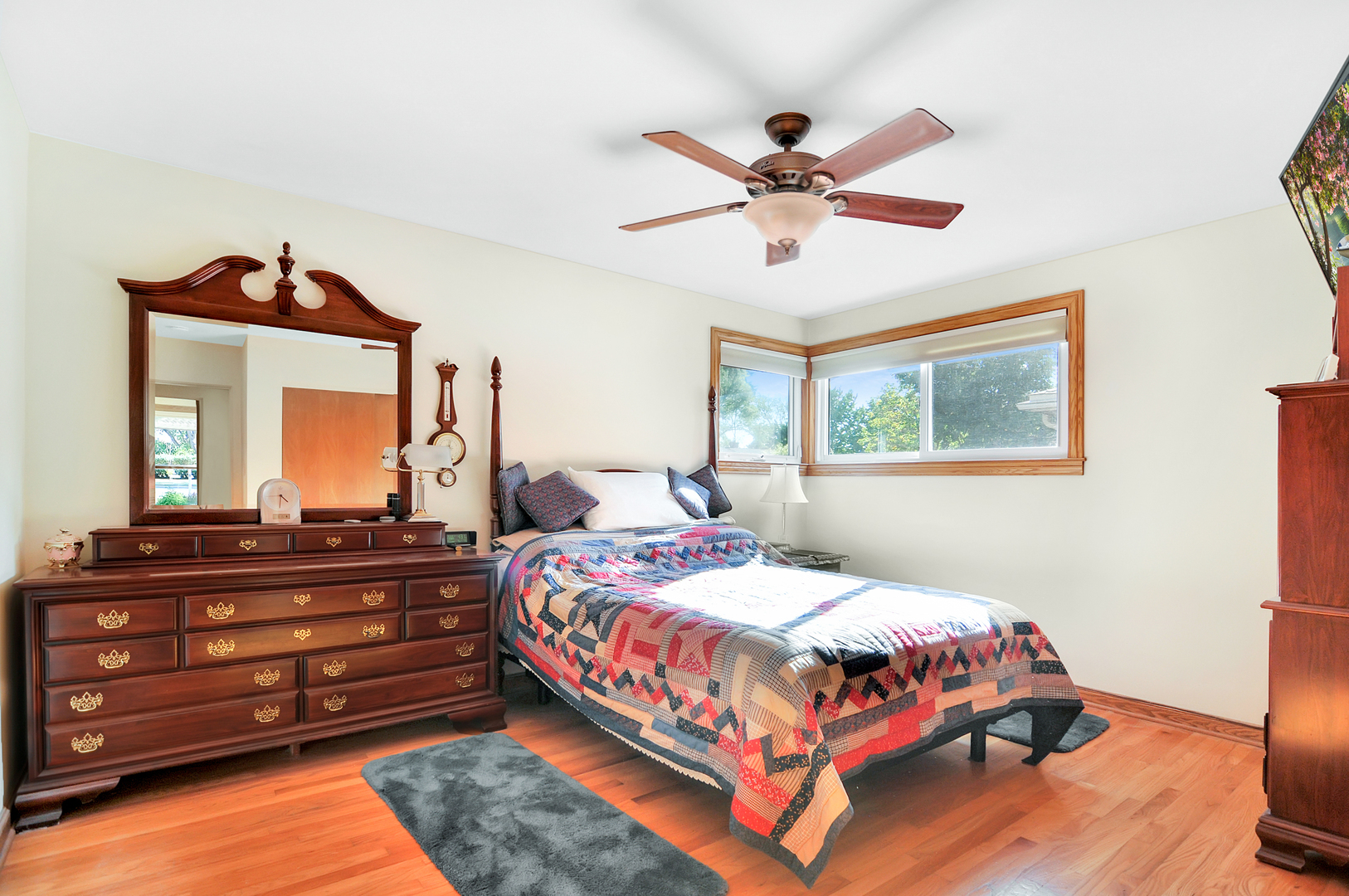 2444 Central Road Glenview, IL 60025 - Photo 9 of 16
