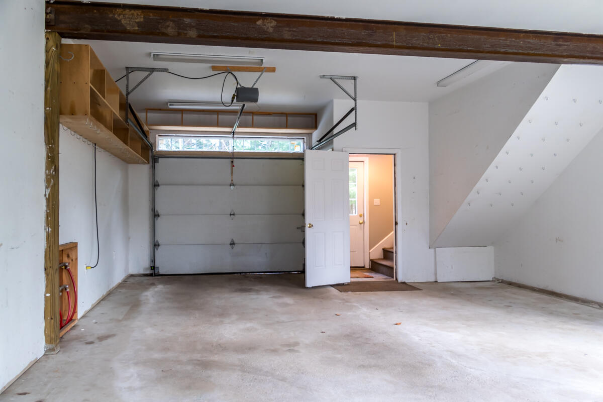 19 Swamp Road Durham, ME 04222 - Photo 3 of 18 62-Garages (5 of 6)