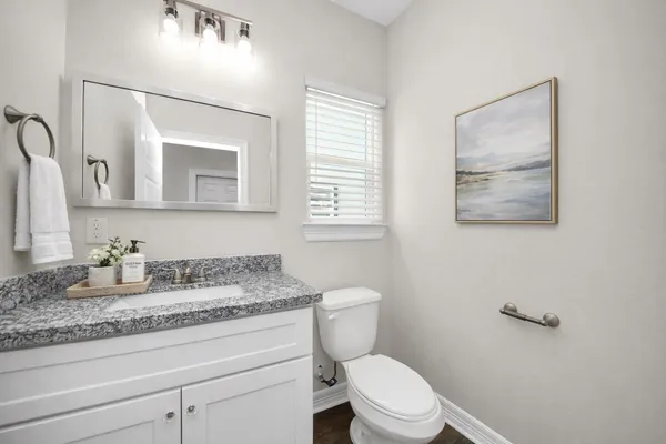 $1,950 | 410 North 4th Street, Beasley, TX 77417