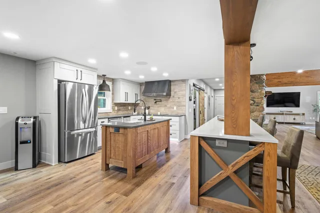 $1,099,000 | W14145 County Road C, Athelstane, WI 54104