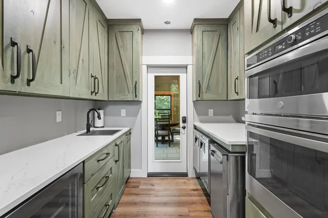 $1,099,000 | W14145 County Road C, Athelstane, WI 54104