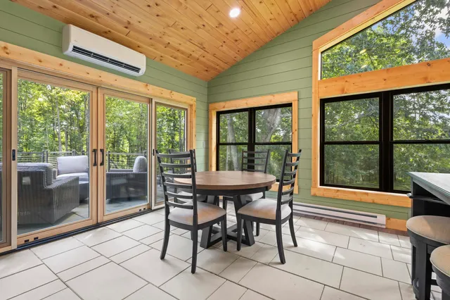 $1,099,000 | W14145 County Road C, Athelstane, WI 54104