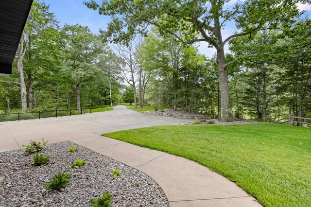 $1,099,000 | W14145 County Road C, Athelstane, WI 54104