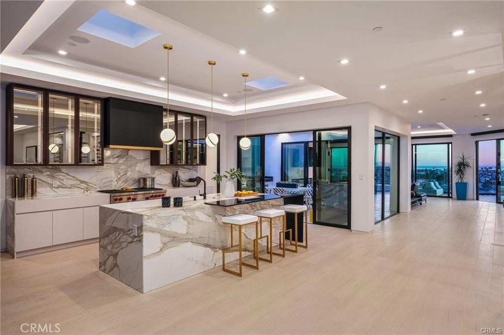 1207 Dolphin Terrace Corona del Mar, CA 92625 - Photo 11 of 58