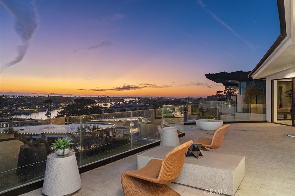 1207 Dolphin Terrace Corona del Mar, CA 92625 - Photo 26 of 58