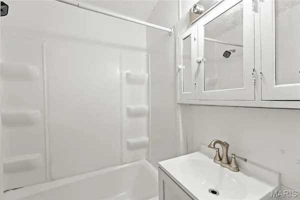 $167,000 | Undisclosed Address, Jefferson City, MO 65101