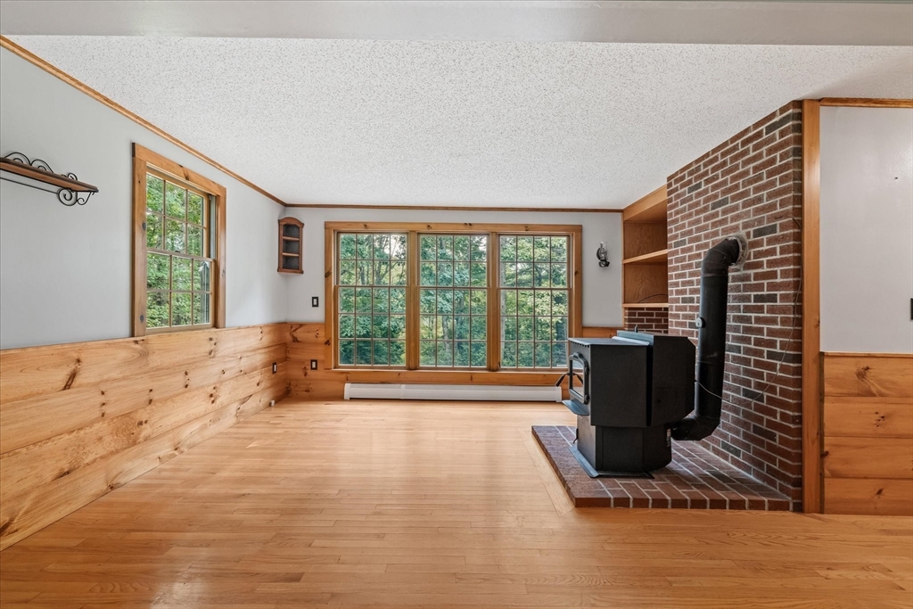 481 Hubbardston Road Templeton, MA 01468 - Photo 22 of 42