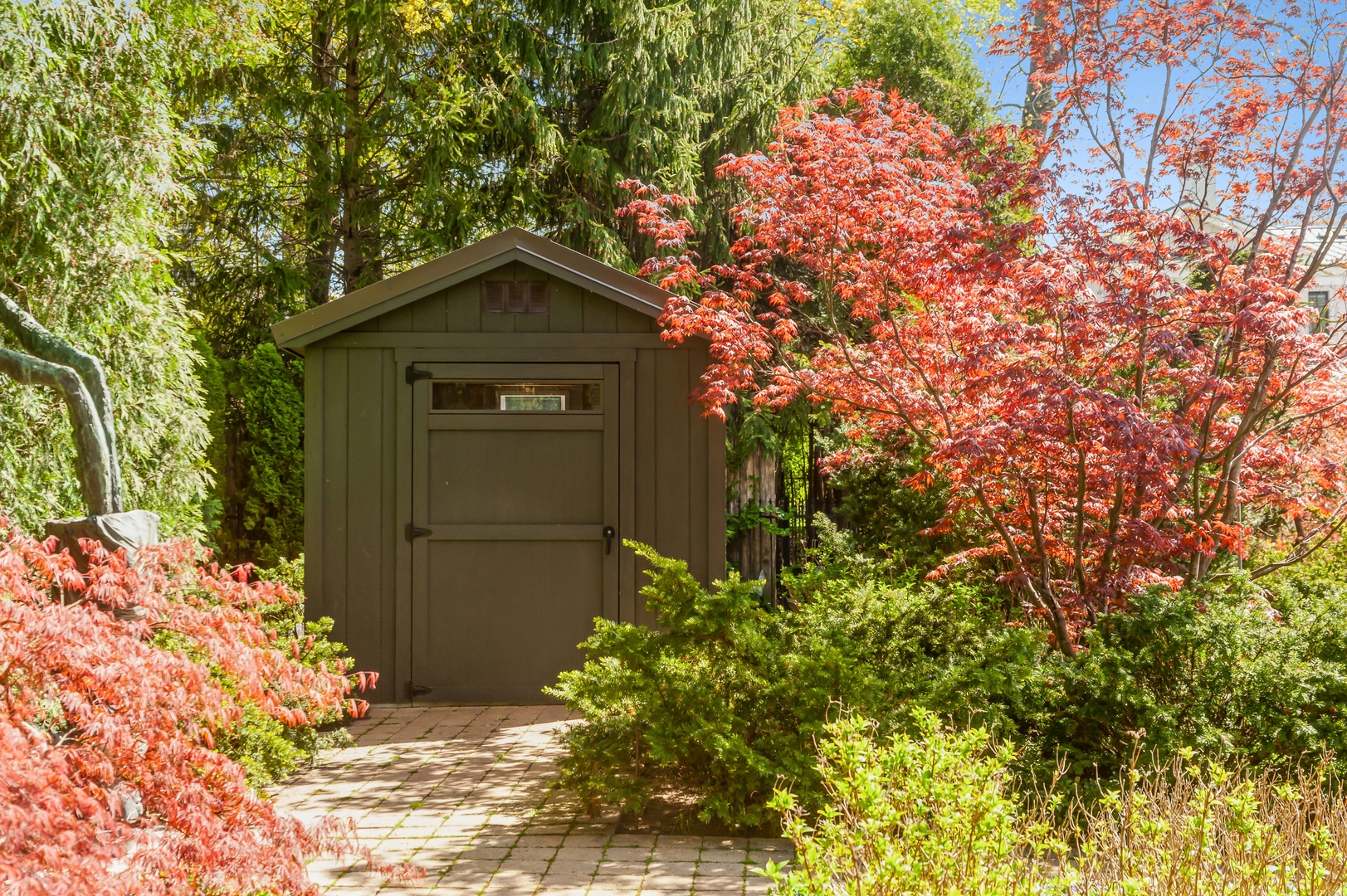930 Lake Road Lake Forest, IL 60045 - Photo 49 of 51 a house with trees in front of it