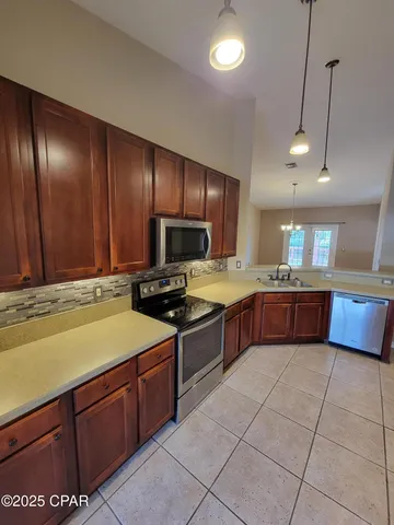 $2,700 | 121 Biltmore Place, Panama City Beach, FL 32413