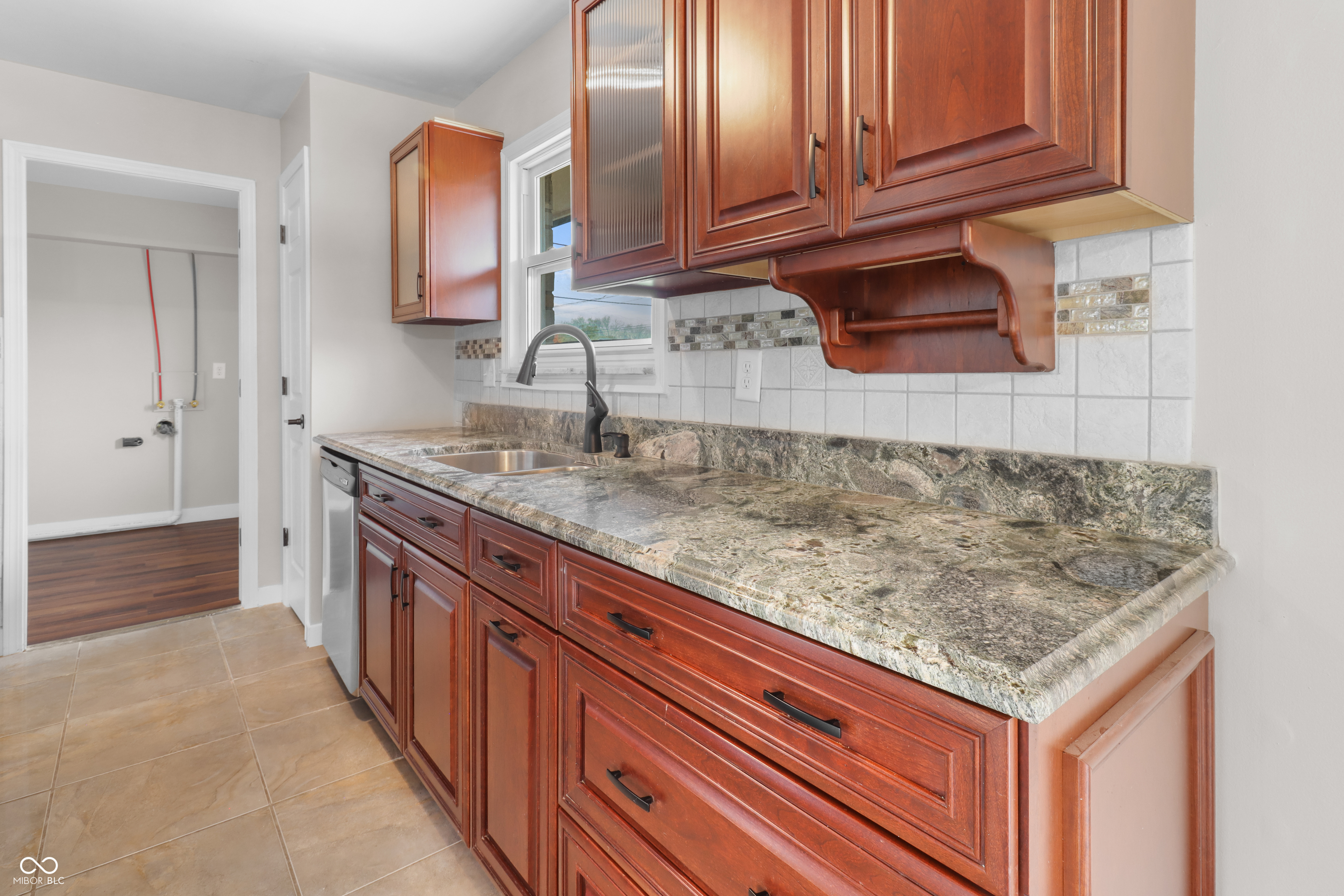 7922 Placing Road Indianapolis, IN 46226 - Photo 14 of 31 Gallery Image 14