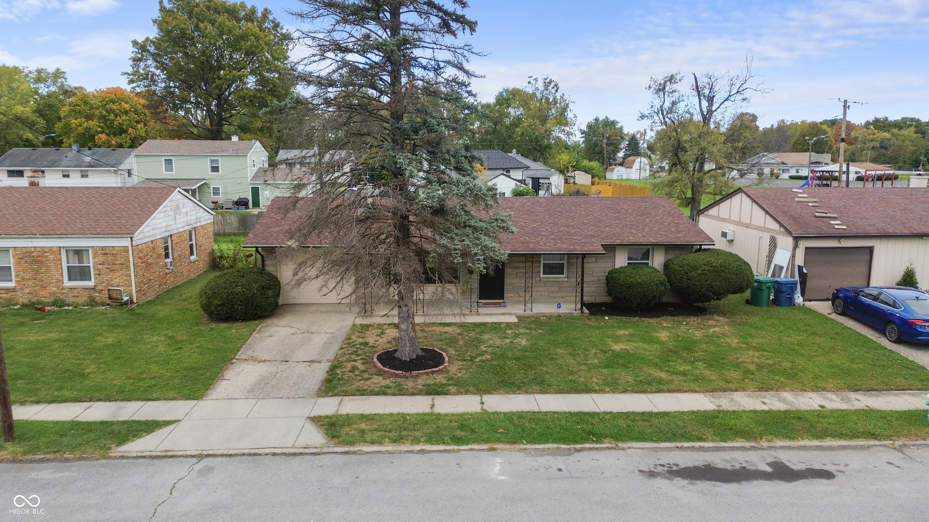 7922 Placing Road Indianapolis, IN 46226 - Photo 3 of 31 Gallery Image 3