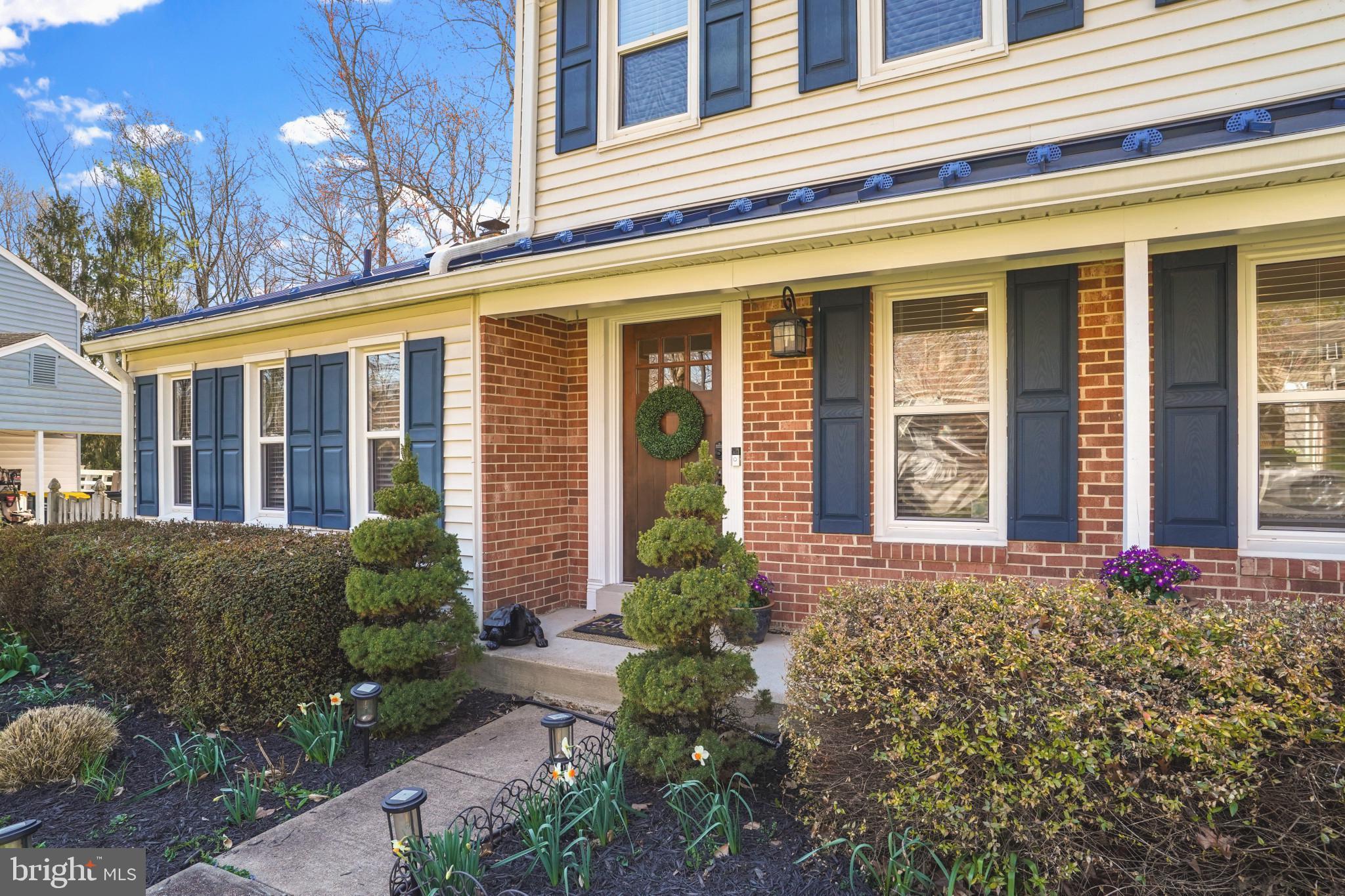9036 Brook Ford Road Burke, VA 22015 - Photo 1 of 40 front view of a building