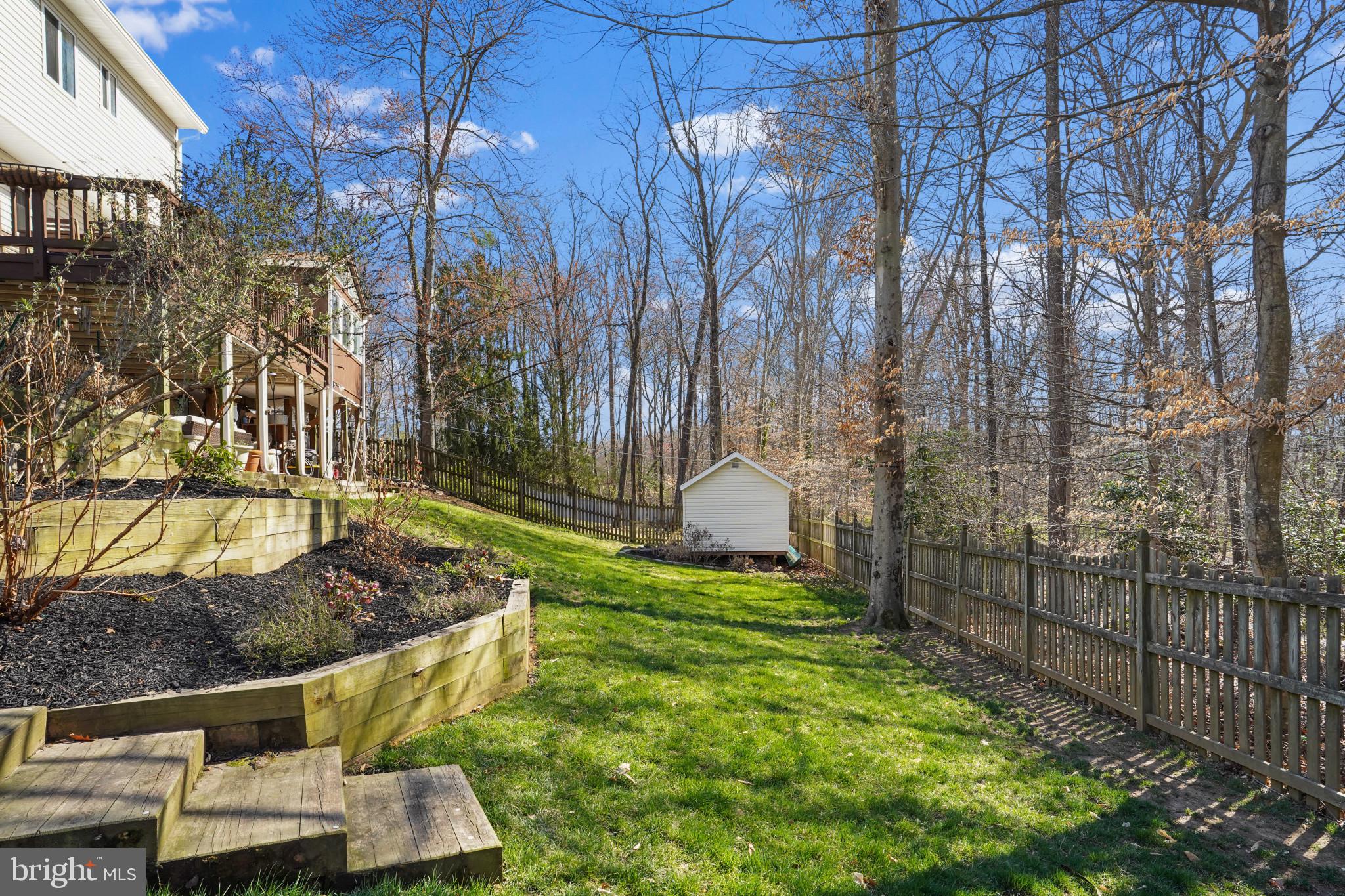 9036 Brook Ford Road Burke, VA 22015 - Photo 38 of 40 a view of outdoor space and yard
