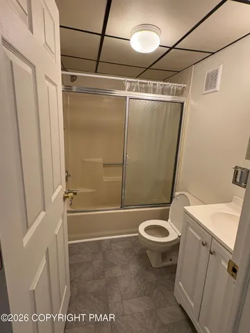 $1,450 | 111 Lenox Avenue, Unit 2, East Stroudsburg, PA 18301