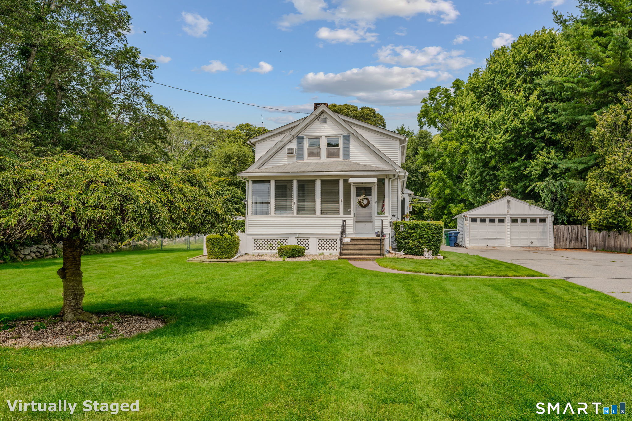 47 Shore Road Waterford, CT 06385 - Photo 2 of 35