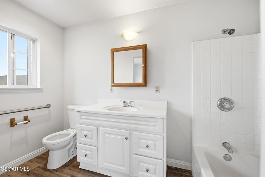 6130 Birch Street Simi Valley, CA 93063 - Photo 22 of 74