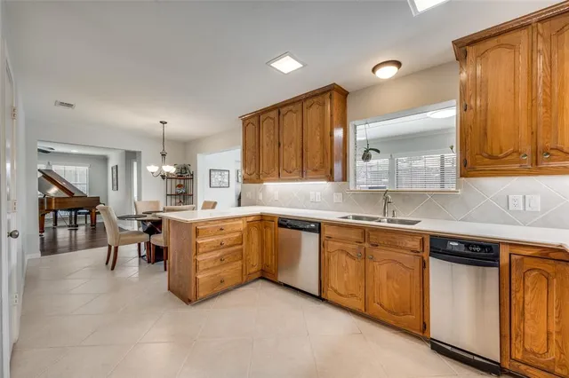 $615,000 | 1113 Derbyshire Lane, Carrollton, TX 75007