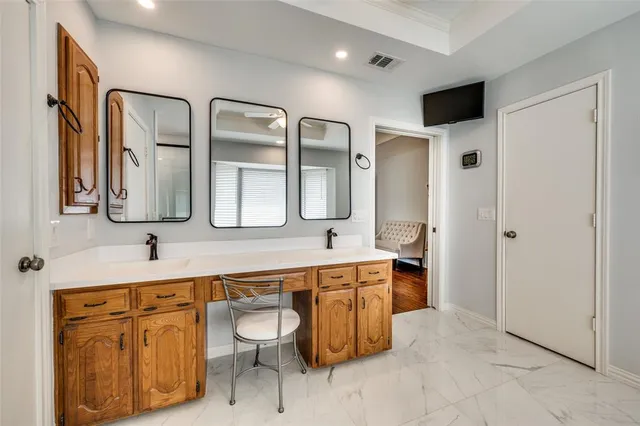 $615,000 | 1113 Derbyshire Lane, Carrollton, TX 75007