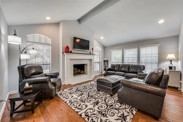 $615,000 | 1113 Derbyshire Lane, Carrollton, TX 75007