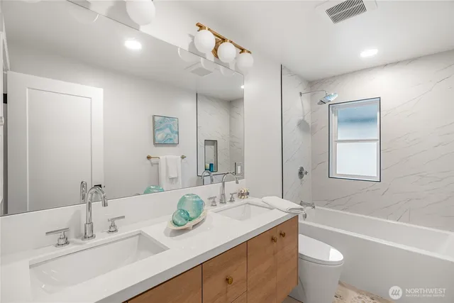 $1,580,000 | 1616 21st Avenue, Seattle, WA 98122