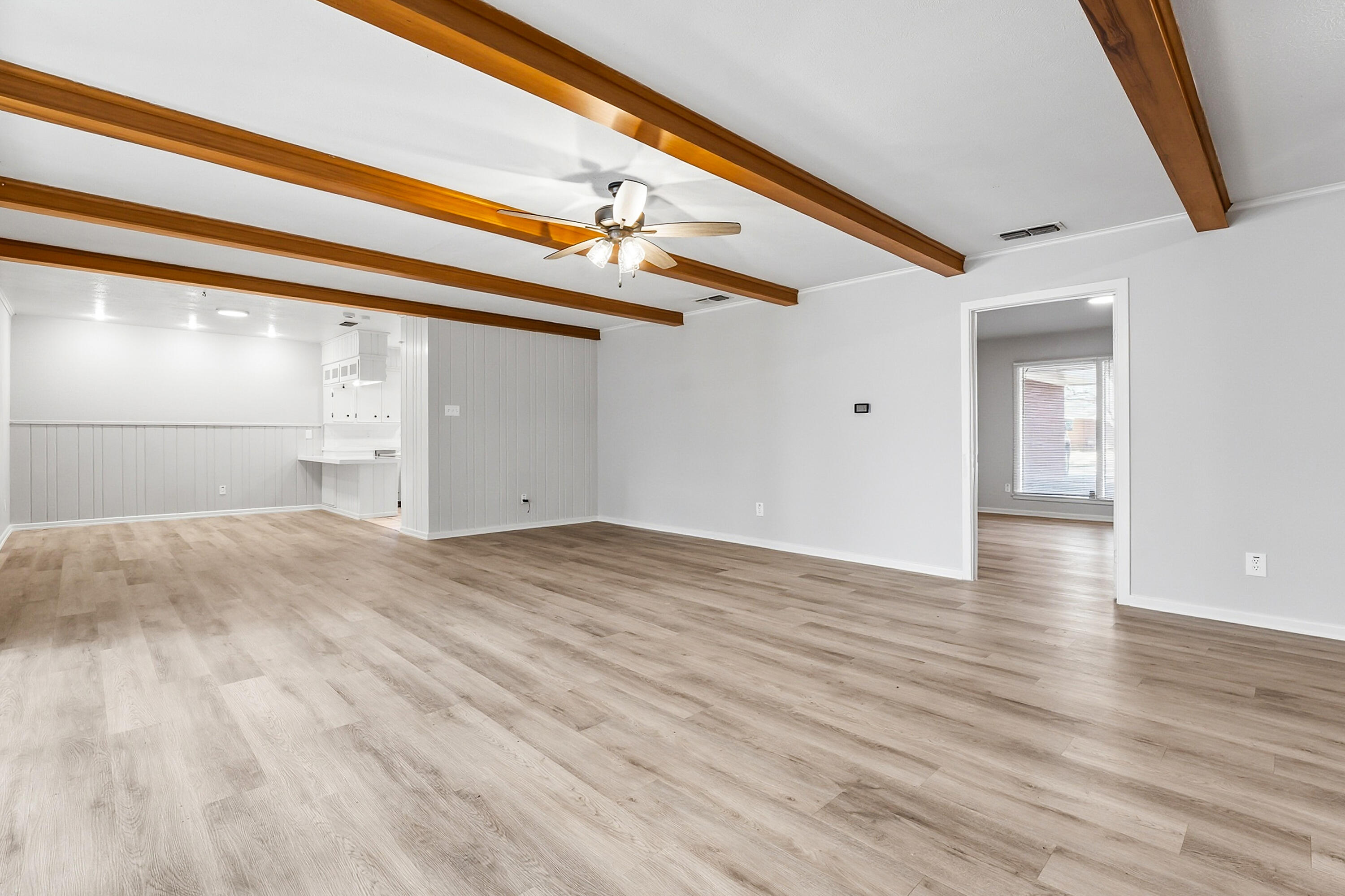 3405 46th Street Lubbock, TX 79413 - Photo 9 of 34 DSC06027