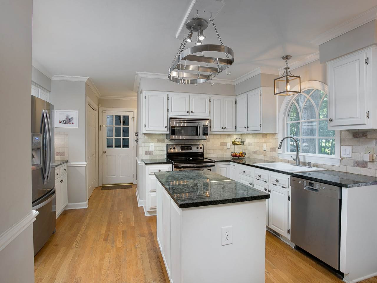 9148 Sutherland Court Raleigh, NC 27615 - Photo 9 of 30 Photo 9
