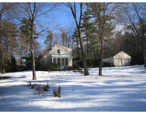 19 Bretton Road Dover, MA 02030 - Photo 4 of 5 Gallery Image 4