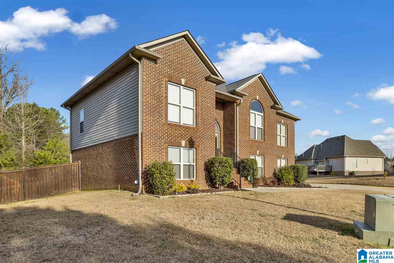 60 Rolling Ridge Circle Odenville, AL 35120 - Photo 2 of 31