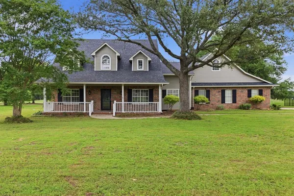 $448,000 | 249 Private Road 5940, Emory, TX 75440