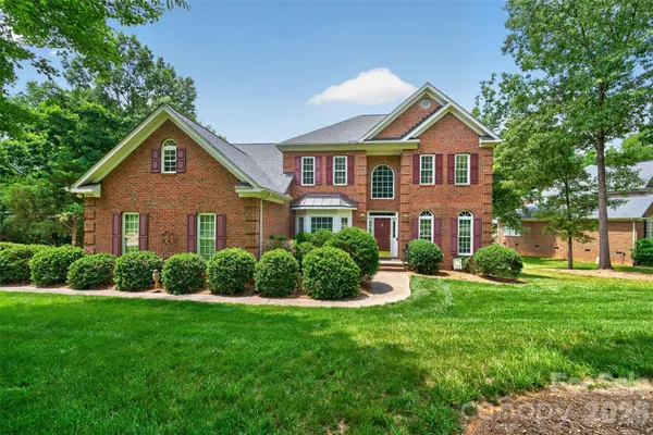 $815,000 | 1900 Crestgate Drive, Waxhaw, NC 28173