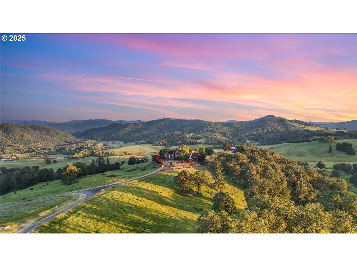331 Metz Hill Road Oakland, OR 97462 - Photo 5 of 47 a outdoor view with a lake view