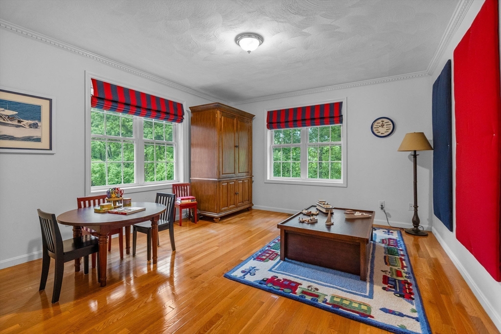 18 Dale Street, Unit 7A Andover, MA 01810 - Photo 15 of 34 a living room with furniture and a window
