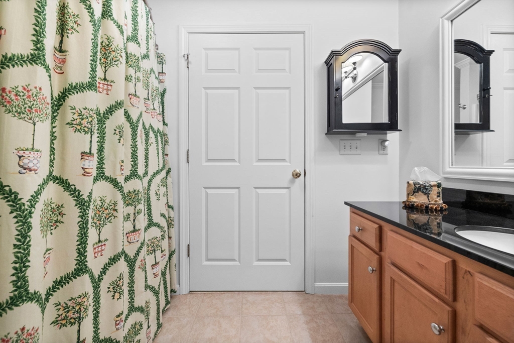 18 Dale Street, Unit 7A Andover, MA 01810 - Photo 21 of 34