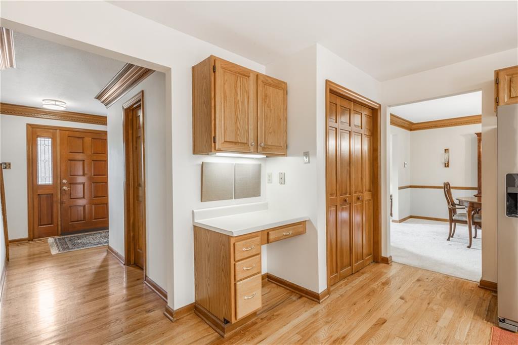 10127 Deer View Point Road Wexford, PA 15090 - Photo 4 of 25 Gallery Image 4